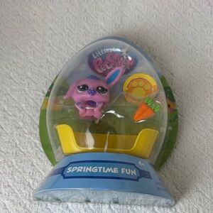 Littlest Pet Shop Springtime Fun Bunny Figure Set